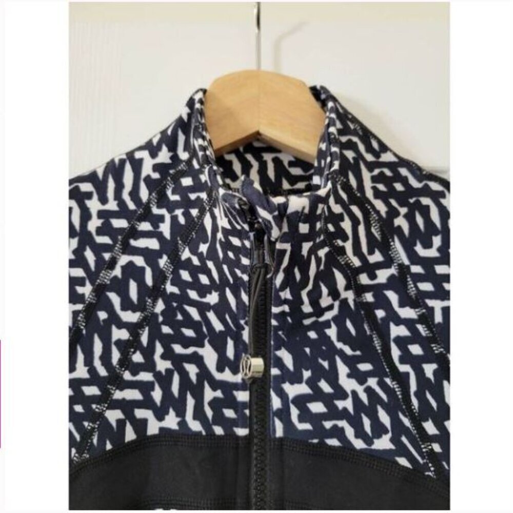 Lululemon Define Jacket Rare Print Net Pop Sz 8 - Picture 7 of 11